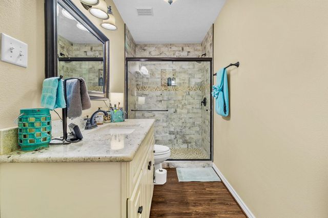 145 Idlewilde Drive, Onalaska, TX 77360