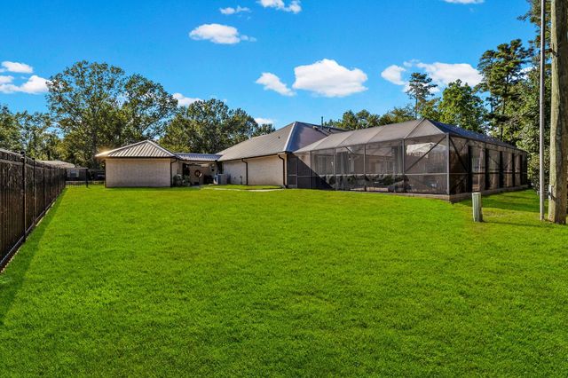145 Idlewilde Drive, Onalaska, TX 77360