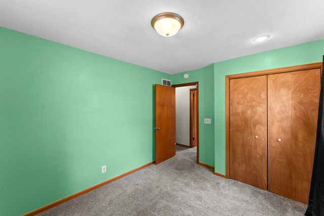 4233 Warren Street, Davenport, IA 52806