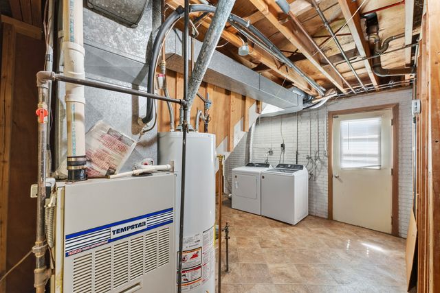 4233 Warren Street, Davenport, IA 52806