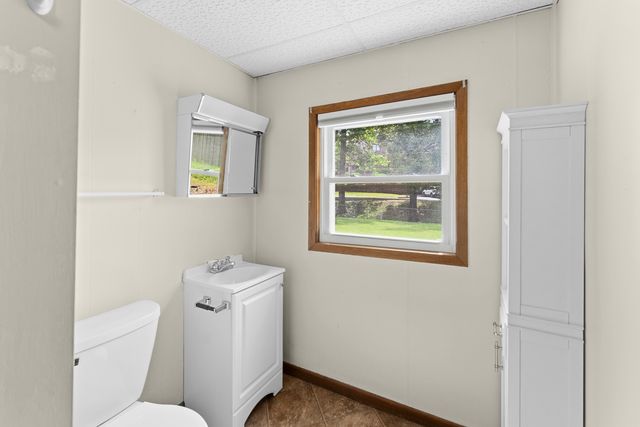 4233 Warren Street, Davenport, IA 52806