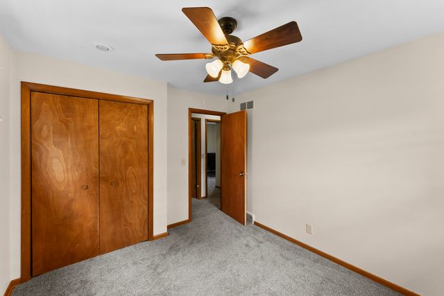 4233 Warren Street, Davenport, IA 52806