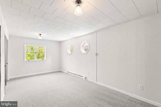 941 CONEWAGO CREEK RD, Manchester, PA 17345