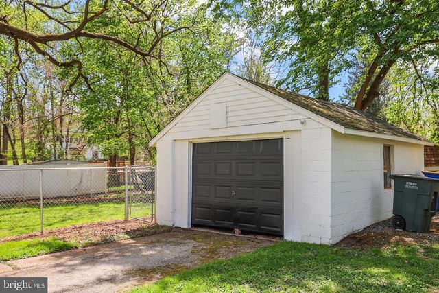 941 CONEWAGO CREEK RD, Manchester, PA 17345