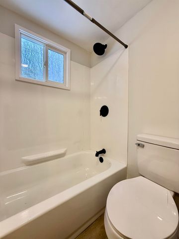 201 Parade Road, Meredith, NH 03253