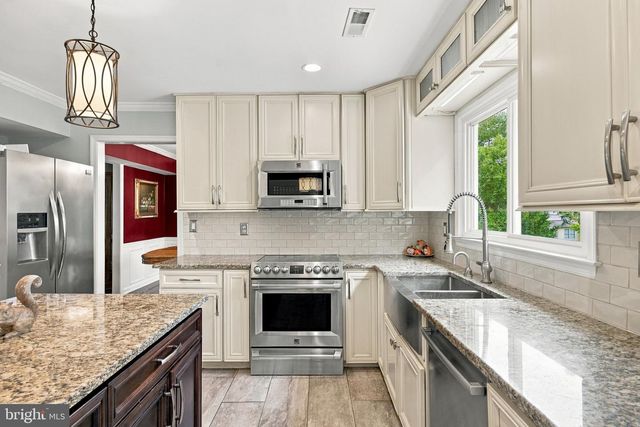 14 BALLANTRAE CT, Stafford, VA 22554