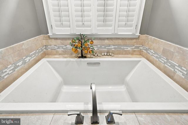 14 BALLANTRAE CT, Stafford, VA 22554