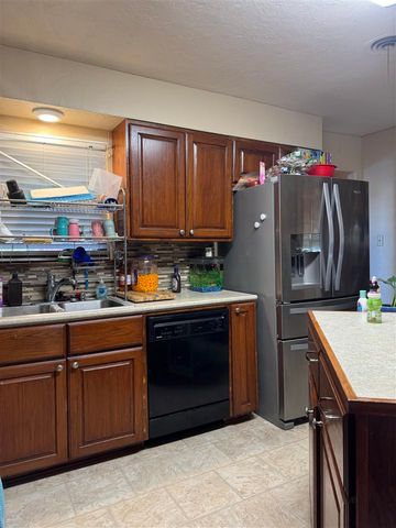 5324 NW Glenn Ave, Lawton, OK 73505