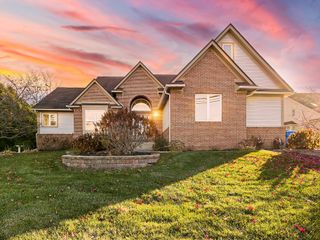 3345 E Commerce Road, Commerce Twp, MI 48382