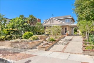 1709 Harbor Way, Seal Beach, CA 90740