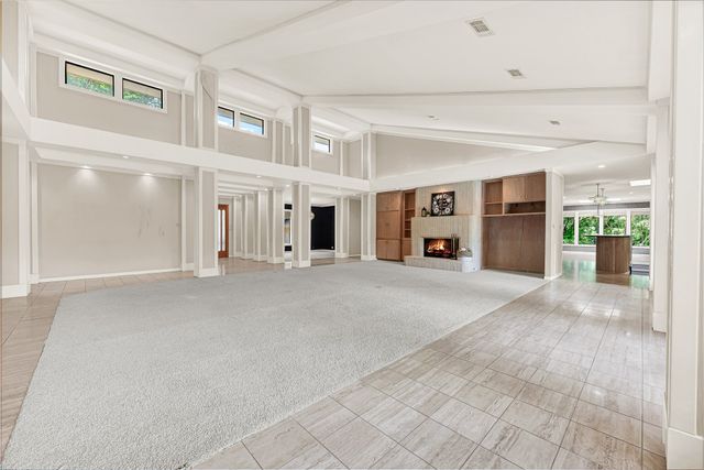 933 Mobley Road, Cedar Hill, TX 75104