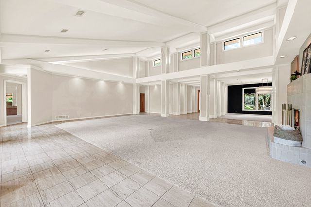 933 Mobley Road, Cedar Hill, TX 75104