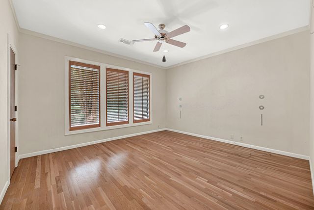 933 Mobley Road, Cedar Hill, TX 75104