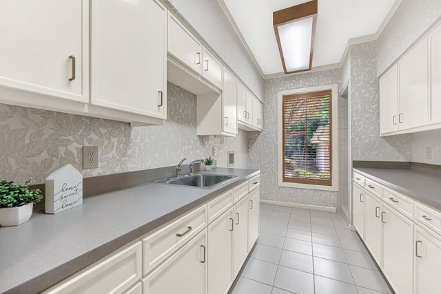 933 Mobley Road, Cedar Hill, TX 75104