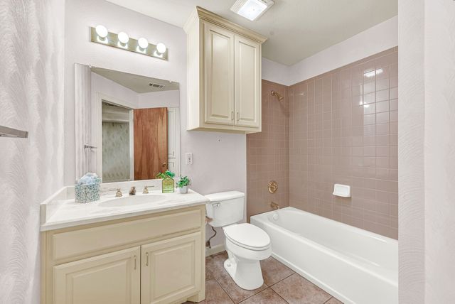 933 Mobley Road, Cedar Hill, TX 75104