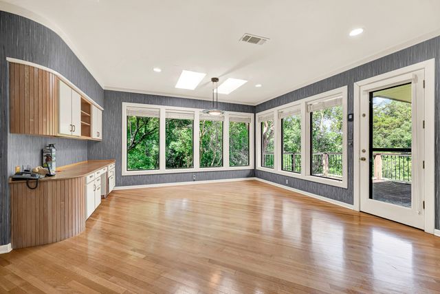 933 Mobley Road, Cedar Hill, TX 75104