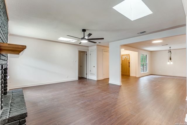 710 Balboa, Universal City, TX 78148