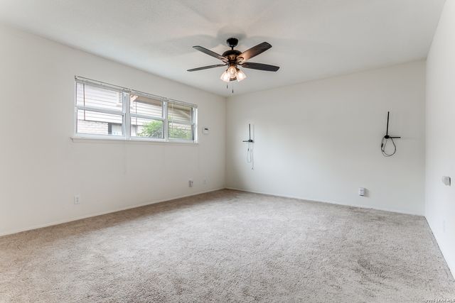 710 Balboa, Universal City, TX 78148