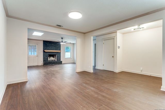 710 Balboa, Universal City, TX 78148