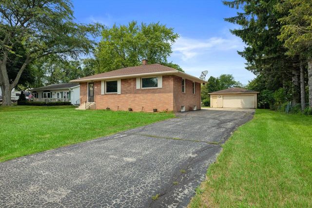 3316 3 Mile ROAD, Racine, WI 53404