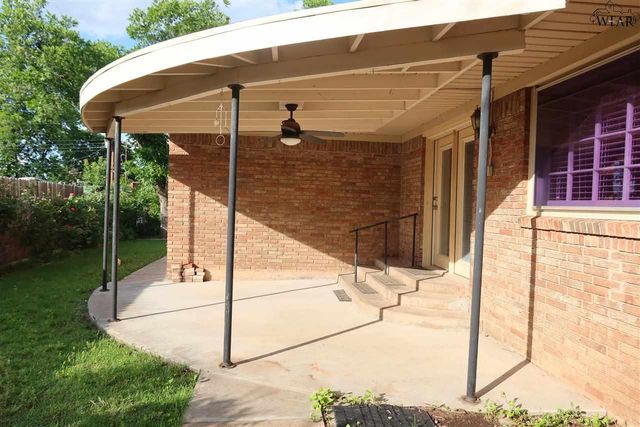 1544 SWEETBRIAR DRIVE, Wichita Falls, TX 76302