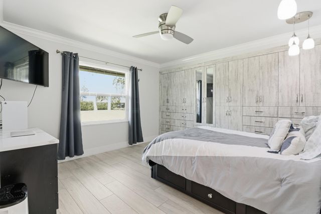 1424 Primrose Lane, Wellington, FL 33414