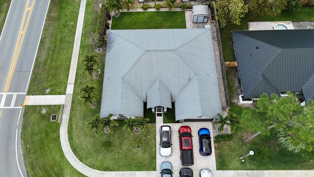 1424 Primrose Lane, Wellington, FL 33414