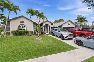 1424 Primrose Lane, Wellington, FL 33414