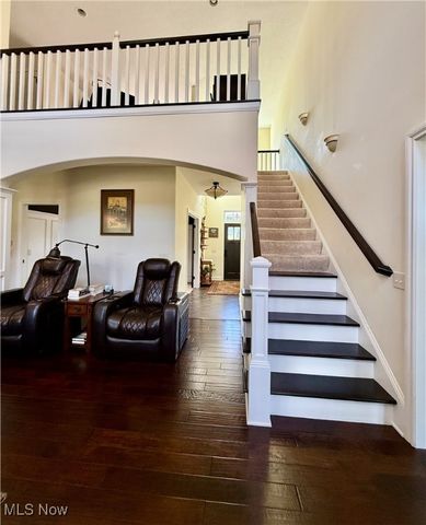 1032 Foxglove Circle, Cuyahoga Falls, OH 44223