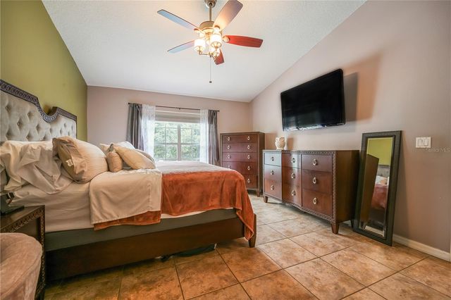 2241 SUMMER RAYE COURT, St Cloud, FL 34772