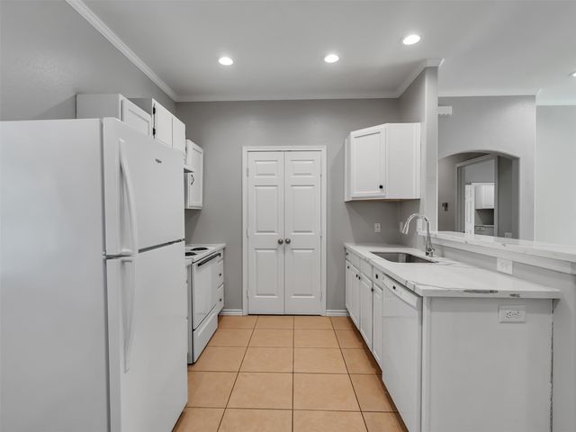104 Longstreet Road 2, Willis, TX 77378