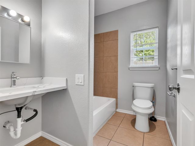 104 Longstreet Road 2, Willis, TX 77378