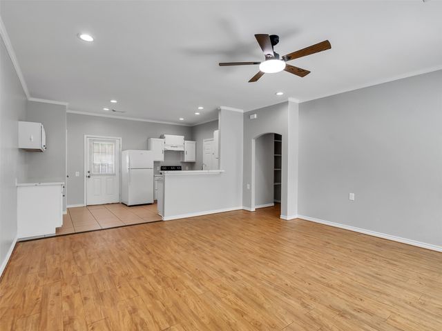 104 Longstreet Road 2, Willis, TX 77378