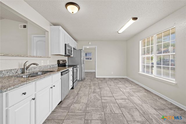 2204 Windmill Drive, Killeen, TX 76549