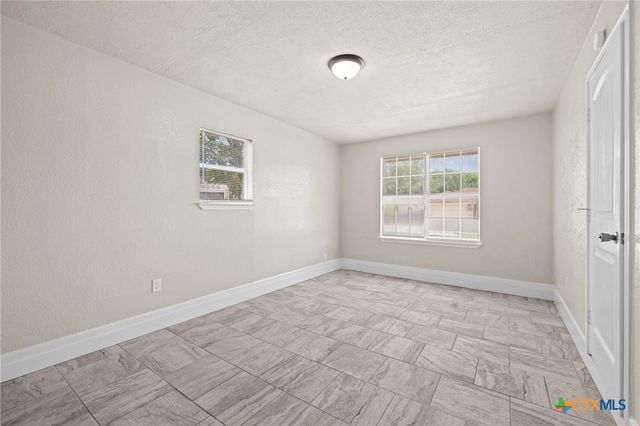 2204 Windmill Drive, Killeen, TX 76549