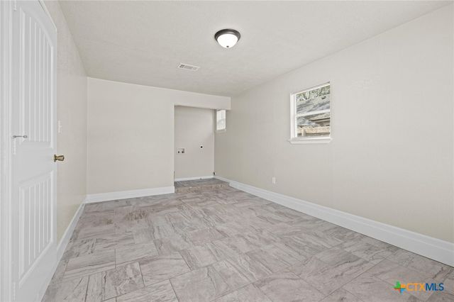 2204 Windmill Drive, Killeen, TX 76549