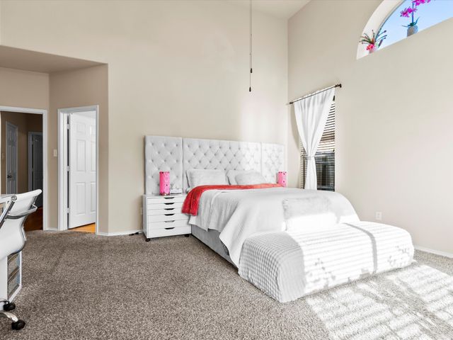 5556 Nacogdoches Trail, Grand Prairie, TX 75052