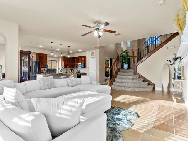 5556 Nacogdoches Trail, Grand Prairie, TX 75052