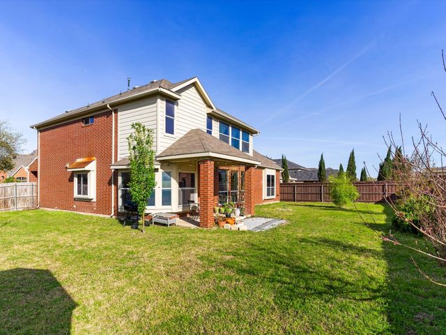 5556 Nacogdoches Trail, Grand Prairie, TX 75052