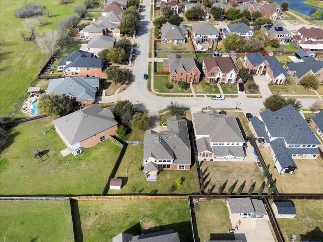 5556 Nacogdoches Trail, Grand Prairie, TX 75052