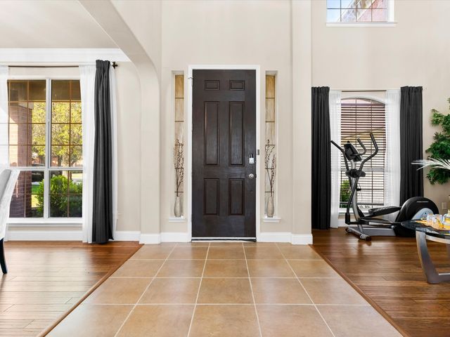 5556 Nacogdoches Trail, Grand Prairie, TX 75052