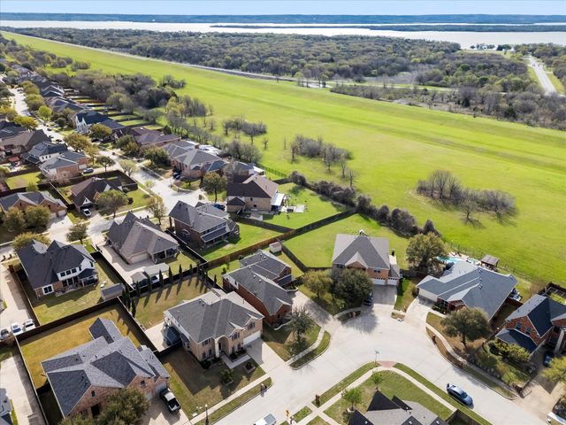 5556 Nacogdoches Trail, Grand Prairie, TX 75052