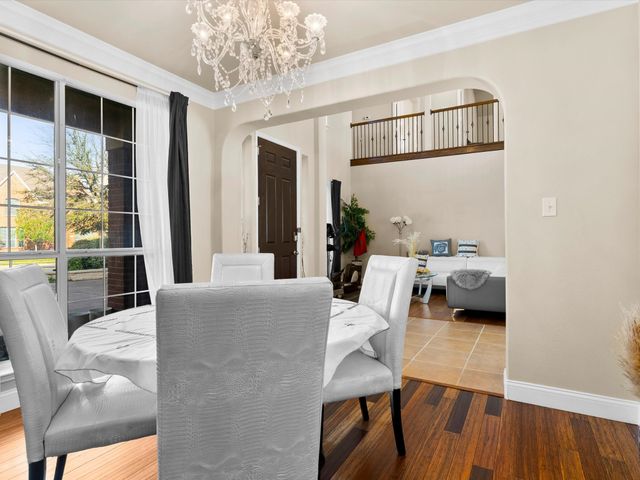 5556 Nacogdoches Trail, Grand Prairie, TX 75052