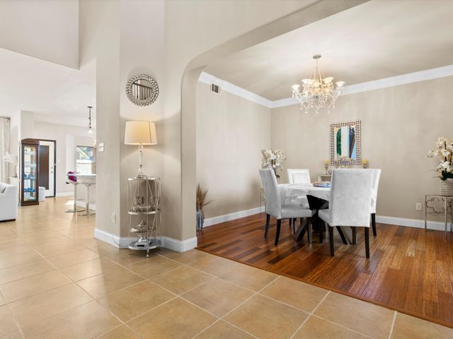 5556 Nacogdoches Trail, Grand Prairie, TX 75052