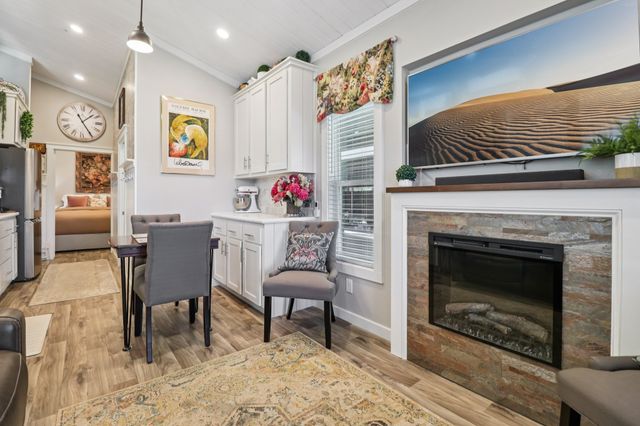 506 Brazos Harbor Drive, Granbury, TX 76048