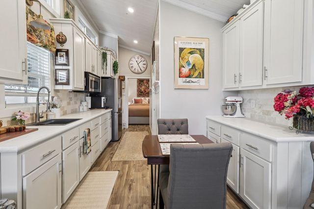 506 Brazos Harbor Drive, Granbury, TX 76048