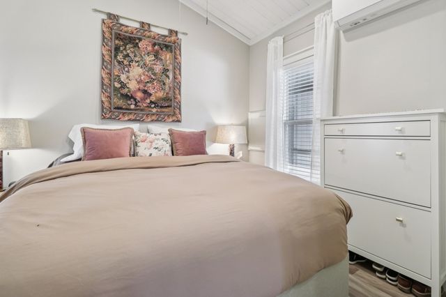 506 Brazos Harbor Drive, Granbury, TX 76048