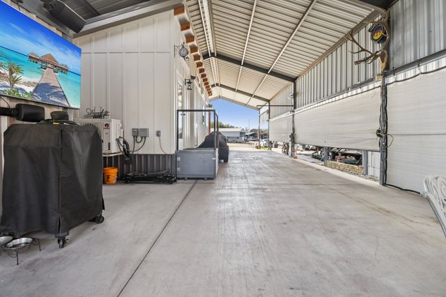 506 Brazos Harbor Drive, Granbury, TX 76048