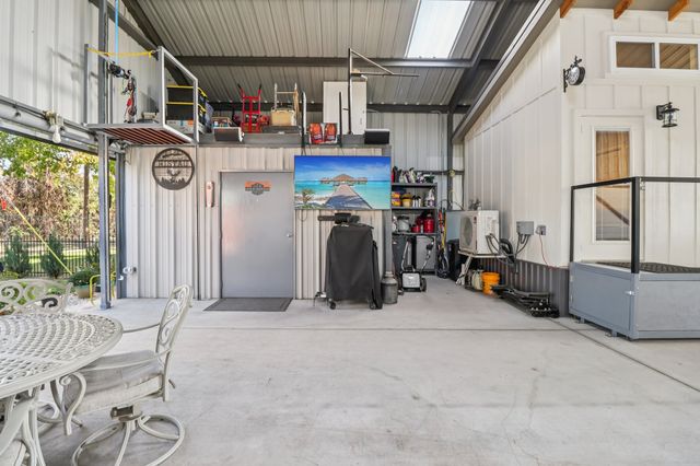 506 Brazos Harbor Drive, Granbury, TX 76048