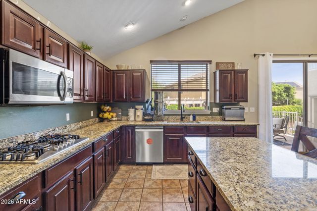 7342 W TETHER Trail, Peoria, AZ 85383